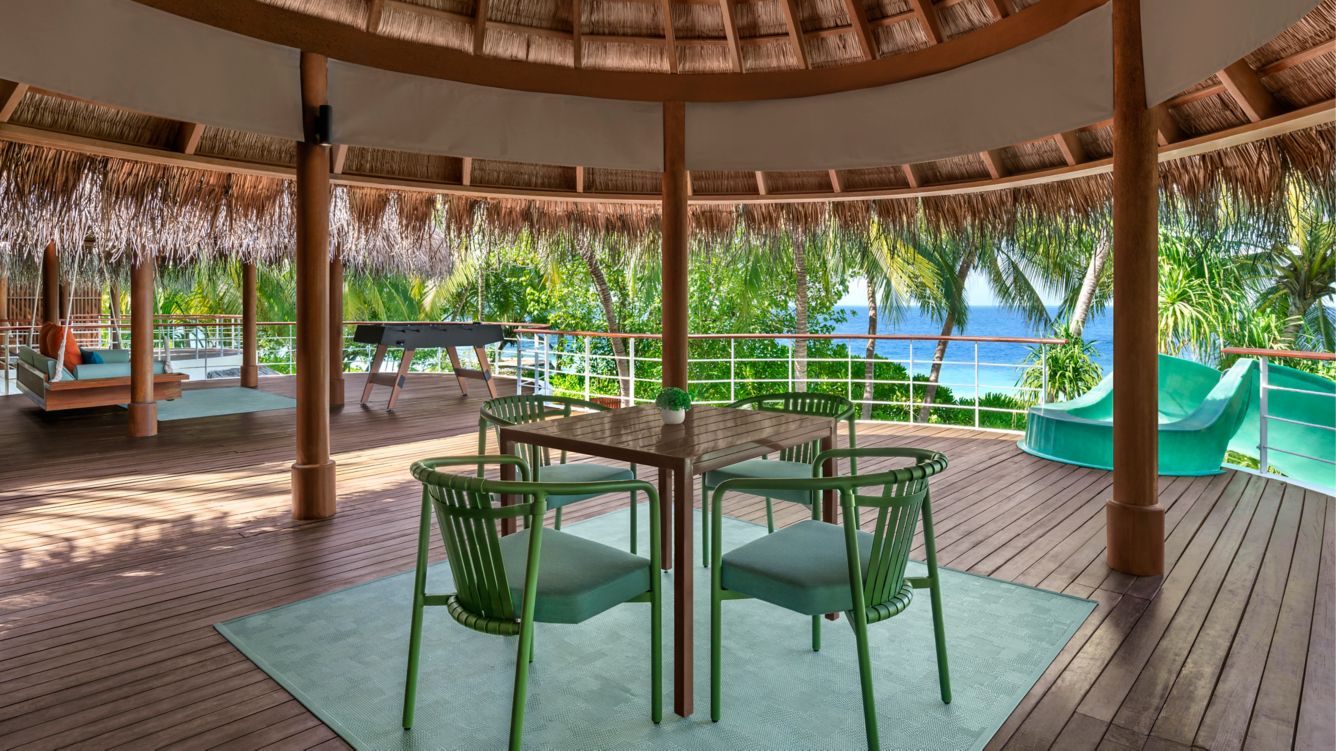 Oasis Beach Villa with Slide at W thumbnail 5